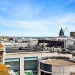 3 Bedroom Flat With Sea View And Roof Terrace